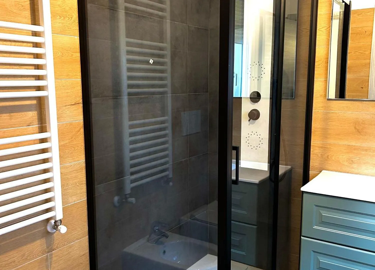 Cardahouse Bilo Cogliate Mb Apartment