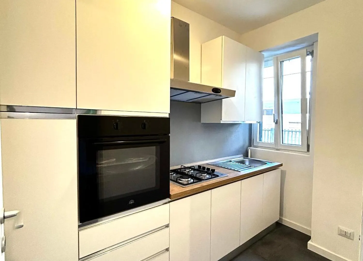 Cardahouse Bilo Cogliate Mb Apartment